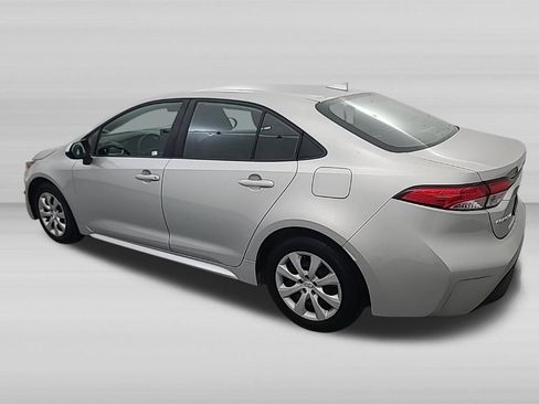 Used 2024 Toyota Corolla LE FWD image 7