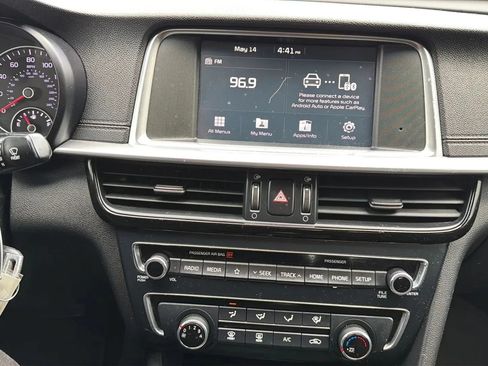 Used 2020 Kia Optima LX FWD image 18