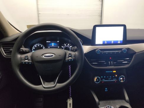 Used 2020 Ford Escape SE image 22