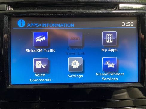 Used 2018 Nissan Rogue Sport SV w/ SV Technology Package image 15