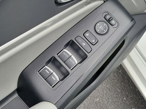 Used 2024 Acura Integra FWD image 19
