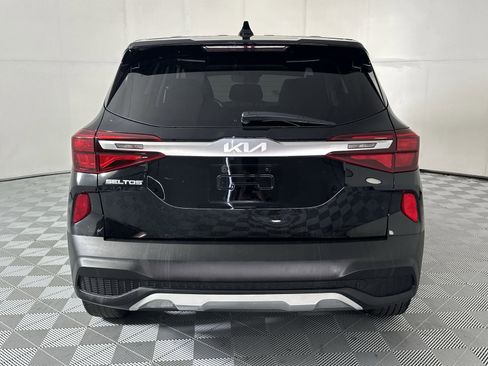 Used 2022 Kia Seltos LX AWD/4WD image 7