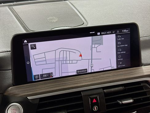 Used 2021 BMW X4 xDrive30i w/ M Sport Package image 2