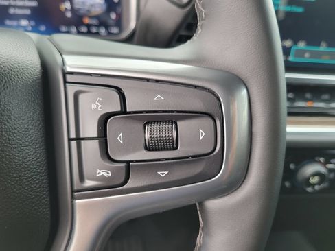 Used 2026 Chevrolet Silverado 1500 LT RWD image 5