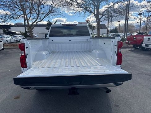 Used 2024 Chevrolet Silverado 2500 LT image 26