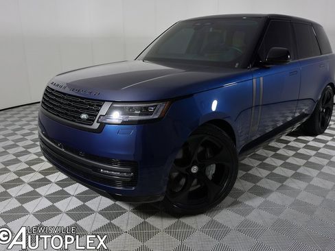 Used 2025 Land Rover Range Rover SE image 1