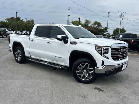 Used 2022 GMC Sierra 1500 SLT w/ SLT Premium Plus Package AWD/4WD image 1