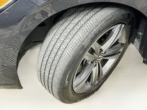 Used 2023 Volkswagen Jetta SE FWD image 26