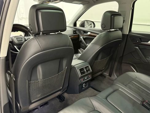 Used 2018 Audi Q5 2.0T Premium Plus w/ Premium Plus Package image 29