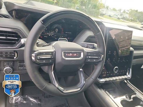 New 2026 GMC Yukon XL AT4 w/ AT4 Premium Plus Package AWD/4WD image 20