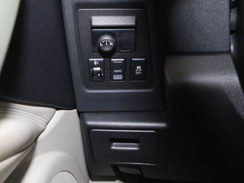 Used 2013 Nissan Rogue SL image 26