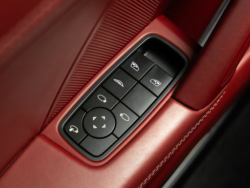 Certified 2022 Porsche 911 Carrera 4 GTS AWD/4WD image 21