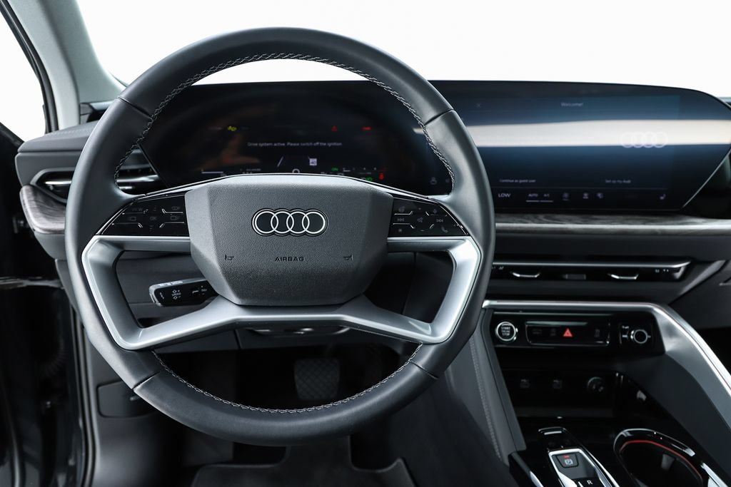 Used 2025 Audi Q5 Premium Plus AWD/4WD image 24