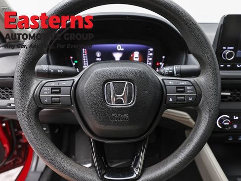 Used 2025 Honda Accord SE image 10