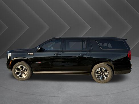New 2026 GMC Yukon XL AT4 Ultimate w/ LPO, Floor Liner Package AWD/4WD image 3