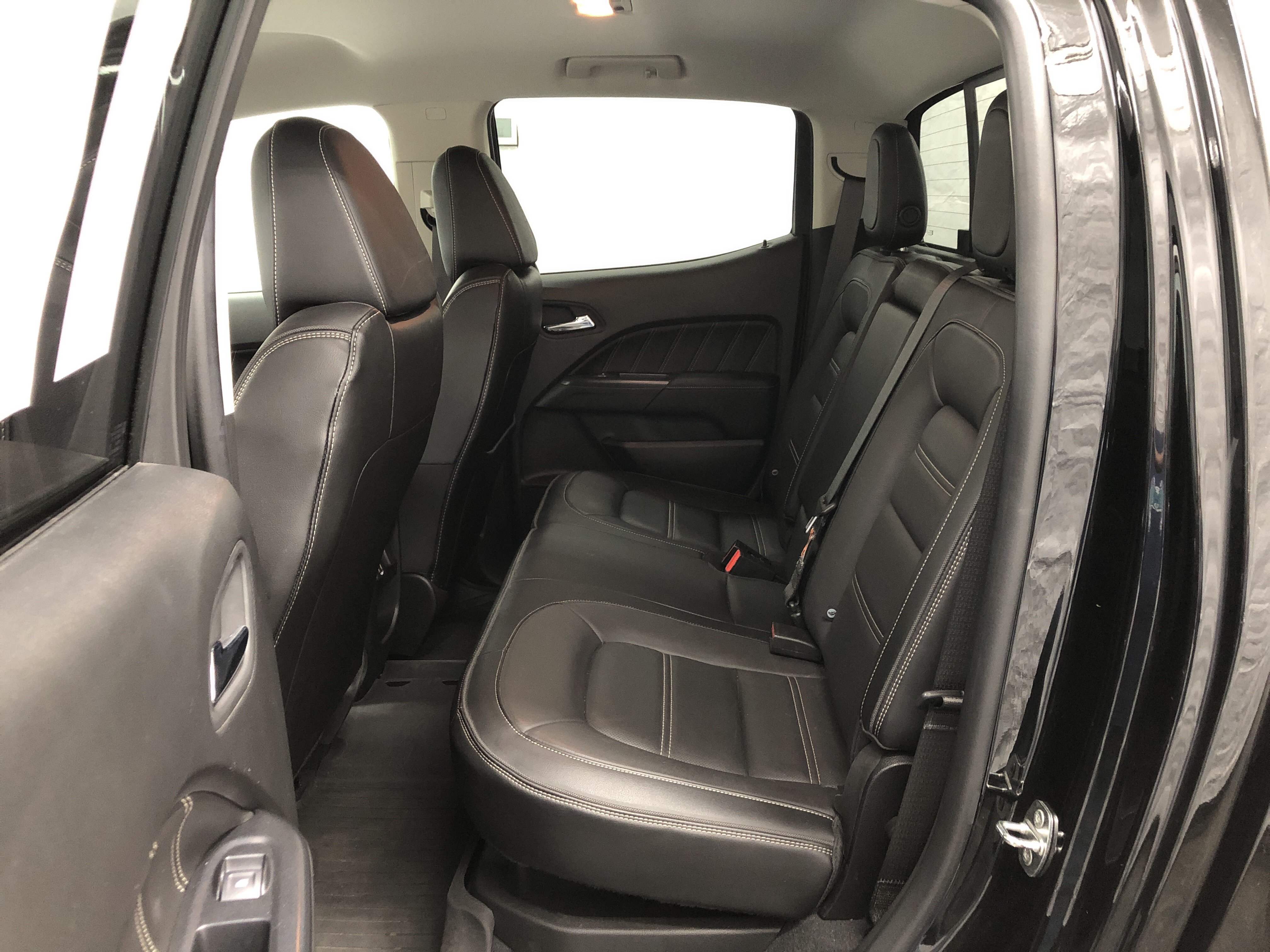 Used 2021 GMC Canyon Denali AWD/4WD image 8