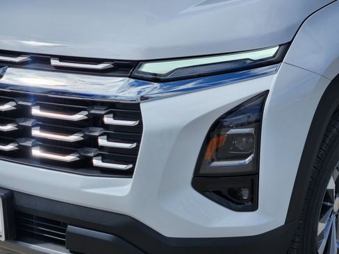 New 2026 Chevrolet Equinox LT w/ Convenience Package II image 9