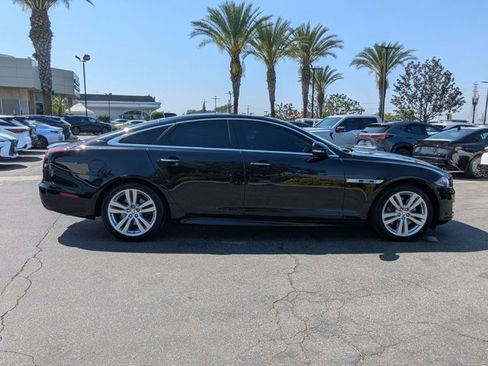 Used 2019 Jaguar XJ R-Sport image 4