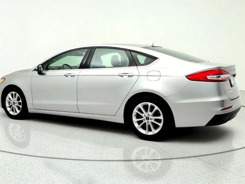 Used 2020 Ford Fusion SE FWD image 7