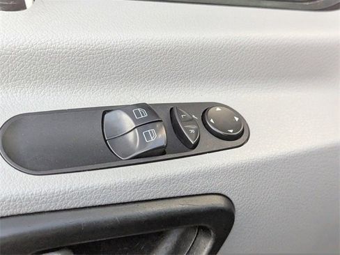 Used 2014 Mercedes-Benz Sprinter 144 Cargo image 22