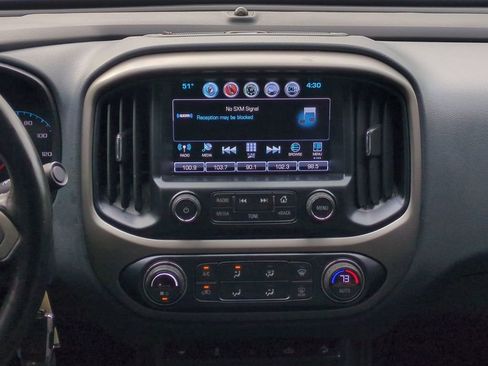 Used 2018 Chevrolet Colorado Z71 image 17