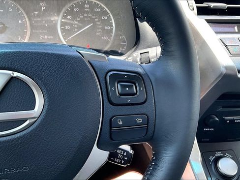 Used 2015 Lexus NX 200t FWD image 12