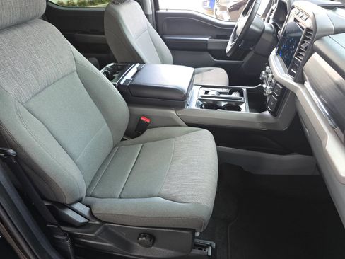 Used 2023 Ford F150 Lightning XLT AWD/4WD image 31