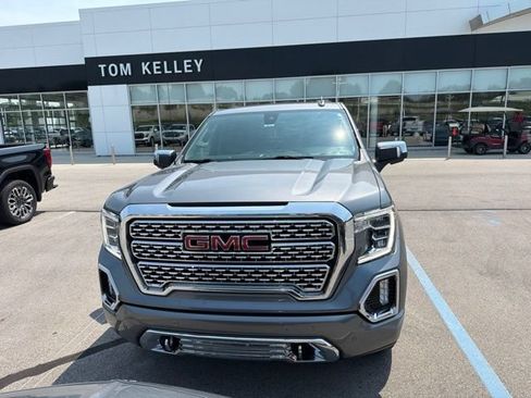 Used 2021 GMC Sierra 1500 Denali w/ Driver Alert Package II AWD/4WD image 2