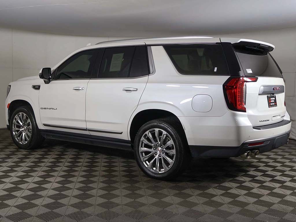 Used 2024 GMC Yukon Denali AWD/4WD image 15