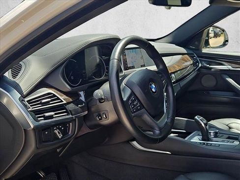 Used 2018 BMW X6 xDrive50i AWD/4WD image 10