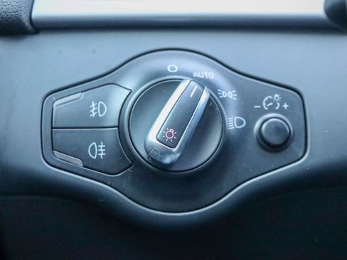 Used 2013 Audi A4 2.0T Premium Plus FWD image 30
