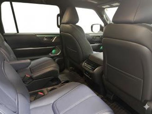 Used 2026 INFINITI QX80 4WD w/ Sport Exterior Package image 6