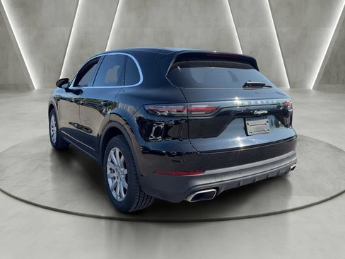 Used 2023 Porsche Cayenne AWD/4WD image 5
