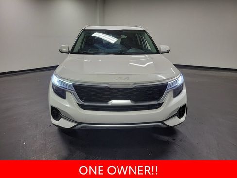 Used 2023 Kia Seltos EX AWD/4WD image 3