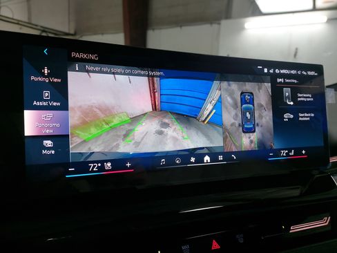 New 2026 BMW 530i w/ Premium Package image 26