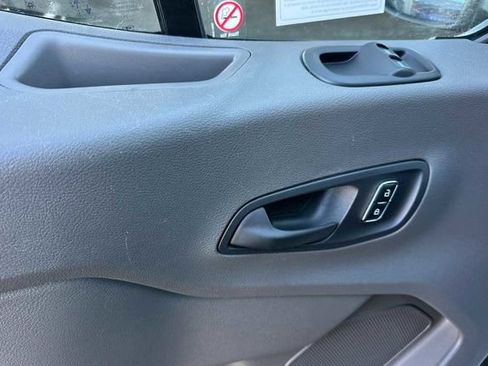 Used 2024 Ford Transit 250 Base 3D Cargo Van w/ Exterior Upgrade Package image 10