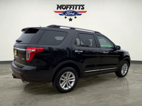 Used 2014 Ford Explorer XLT w/ Equipment Group 202A image 5