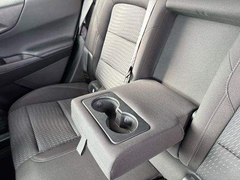 Used 2026 Chevrolet Equinox LT image 29