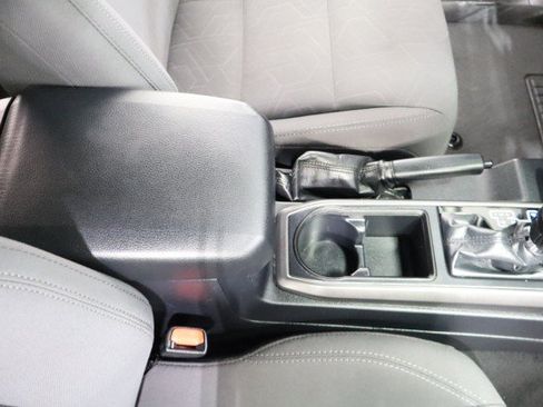 Used 2019 Toyota Tacoma TRD Off-Road AWD/4WD image 56
