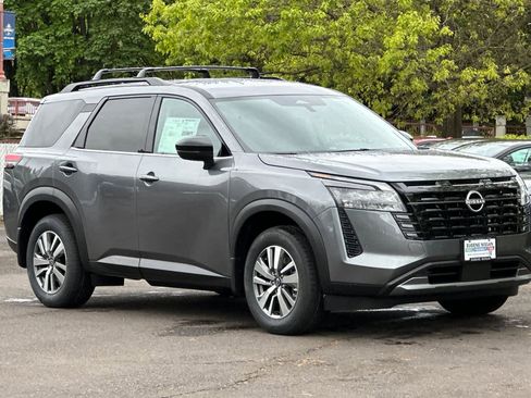 New 2026 Nissan Pathfinder SL AWD/4WD image 9