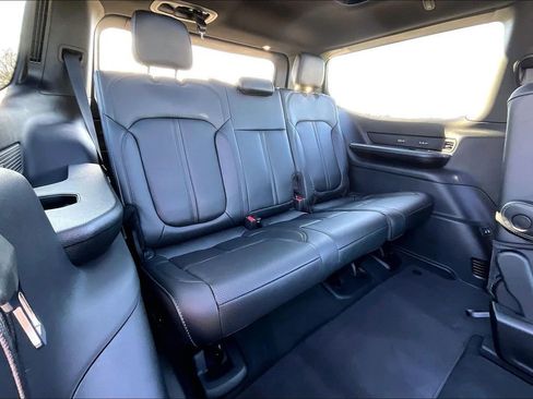 New 2026 Jeep Grand Wagoneer Limited w/ Premium Group II AWD/4WD image 29