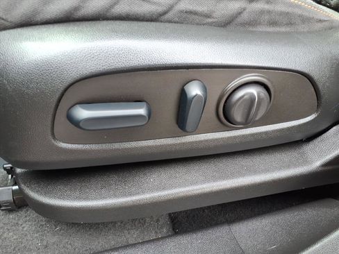 Certified 2022 Chevrolet Equinox LT FWD image 24