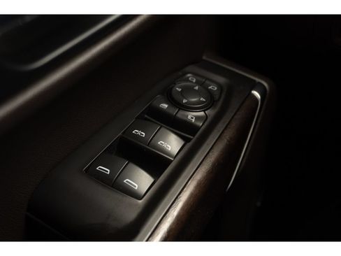 Used 2020 GMC Sierra 1500 Denali w/ Denali Ultimate Package AWD/4WD image 26