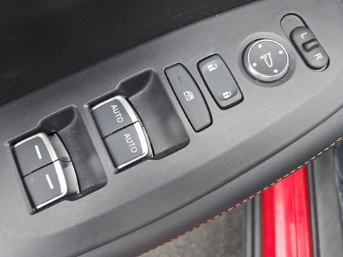 Certified 2024 Honda HR-V Sport image 25