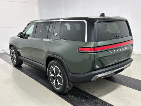 Used 2024 Rivian R1S Adventure AWD/4WD image 3