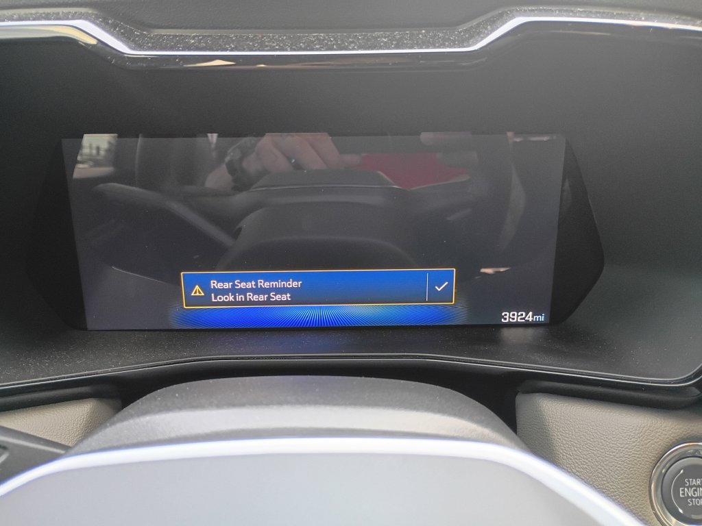 Used 2026 Chevrolet Colorado ZR2 w/ Technology Package AWD/4WD image 24