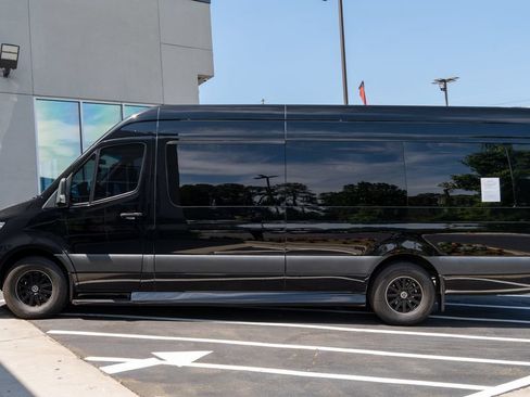 Used 2019 Mercedes-Benz Sprinter 170 image 17