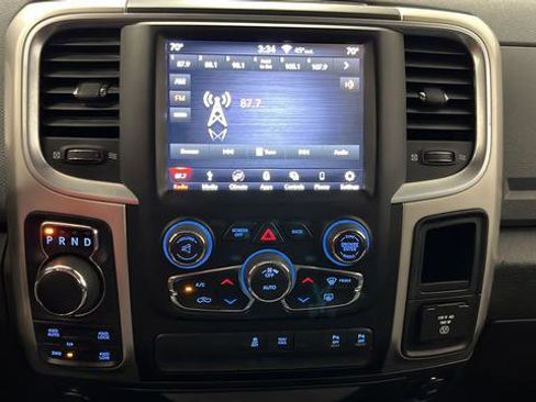 Used 2019 RAM 1500 Big Horn AWD/4WD image 12
