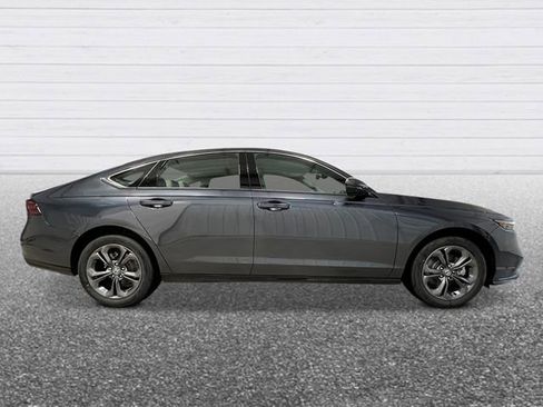 New 2026 Honda Accord EX-L image 8