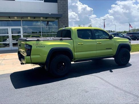 Used 2022 Toyota Tacoma TRD Pro AWD/4WD image 6